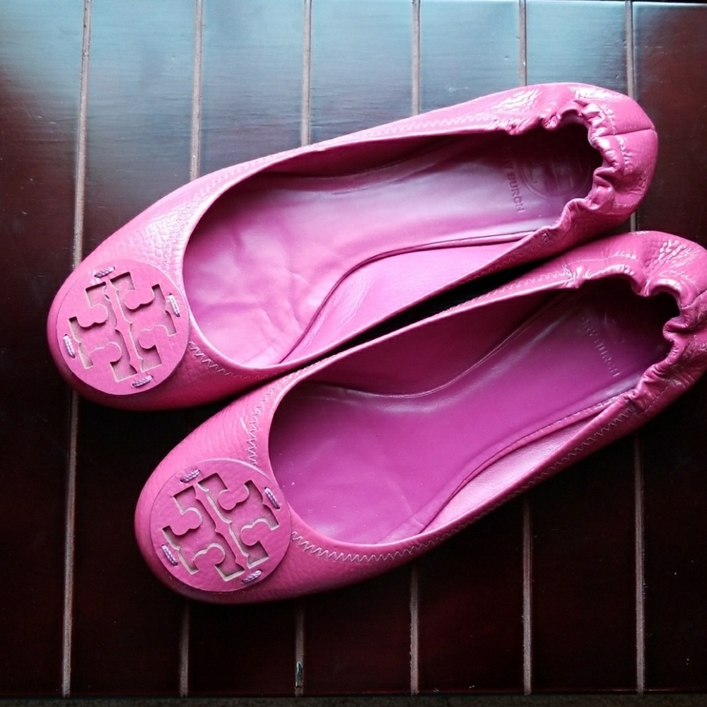 Tory Burch pink patent leather flats size 10